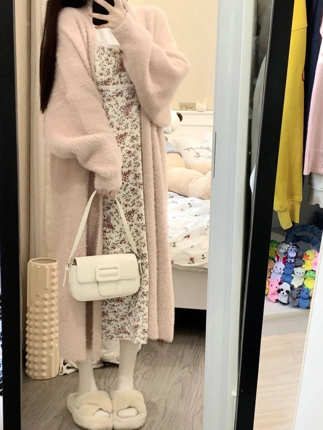 white Long Cardigan for women 2024 new winter clothes Knitted fluffy long sleeve Cashmere sweater coat korean style warm vintage